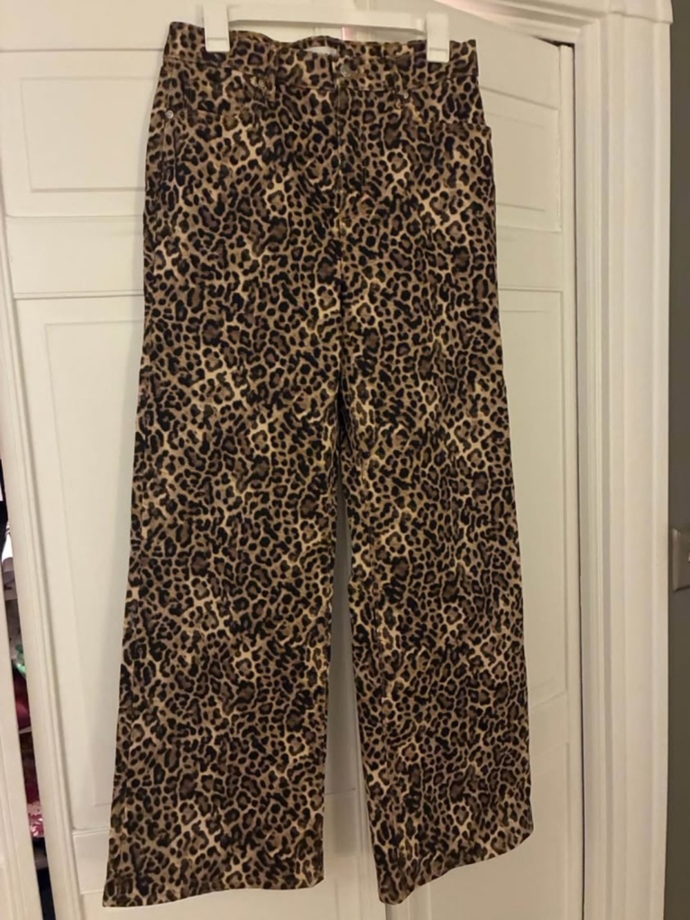 Ann Taylor Loft Cheetah Jeans. Size 4.